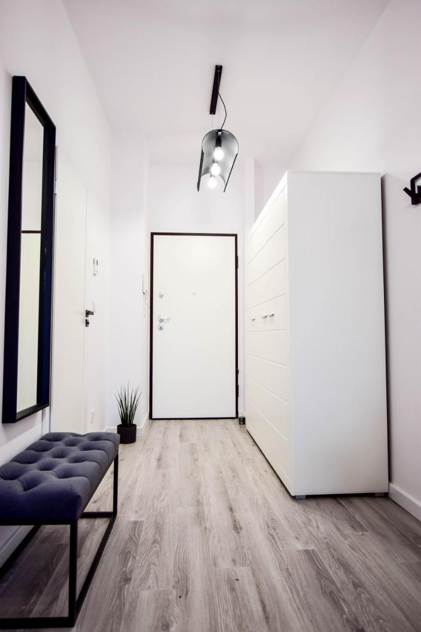 Angel Apartment City Center Breslavia Esterno foto